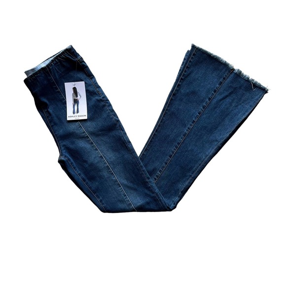 NWT - Ashley Mason High Flare Jeans (Size: 9) - Picture 1 of 4
